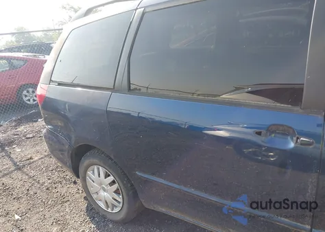 2004 Toyota Sienna Le from USA, damaged, VIN 5TDZA23C74S023638